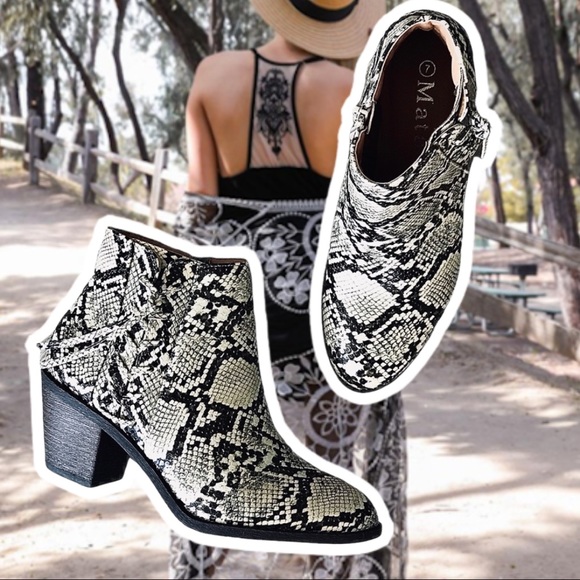 Mata Boho Python Snake Animal Print Heeled Bootie - Picture 3 of 9
